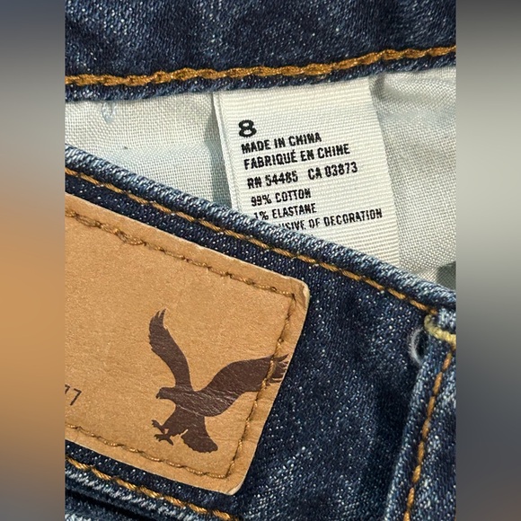 American Eagle Denim Shorts Women Size 8 Super Stretch Raw Hem Blue Distressed - Picture 10 of 10